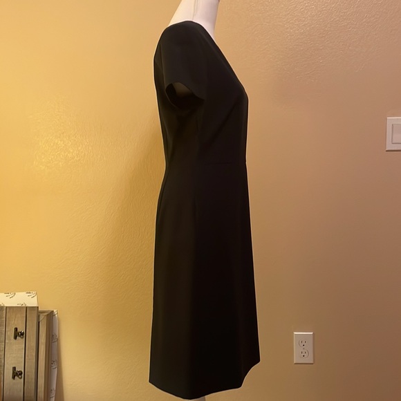 Classic sheath dress by JCREW - Picture 3 of 5